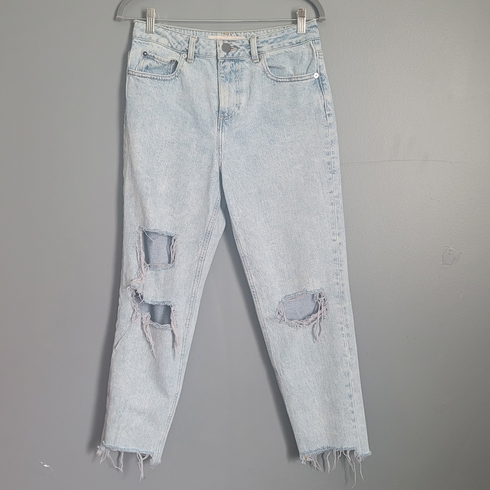 Asos 100% Cotton Women's High-Rise Destroyed Raw-hem Denim Jeans. Size 28/30